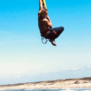 Bungy Jump Holland image 2