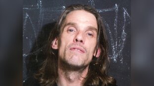 Zuid-Holland - Gezocht - Dennis Abbas aangetroffen op het strand