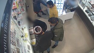 Winkeldiefstal juwelier Den Haag, getuigen gezocht