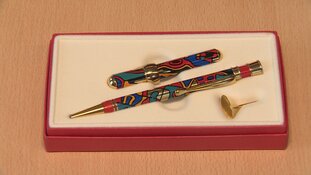 Herkent u deze sieraden en spullen?