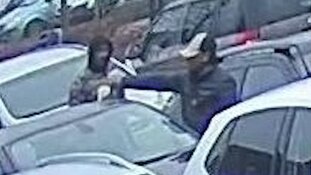 Getuigen gezocht brandstichting Veendijk Den Haag