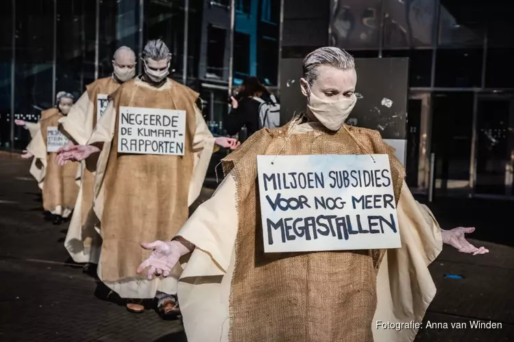 Zondag 27 juni voert XR Den Haag Boetelingen Optocht voor klimaatrechtvaardigheid in centrum Den Haag.