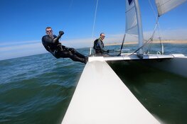 Weekend 10 en 11 juli: groot zeilspektakel met catamarans op het Zuiderstrand