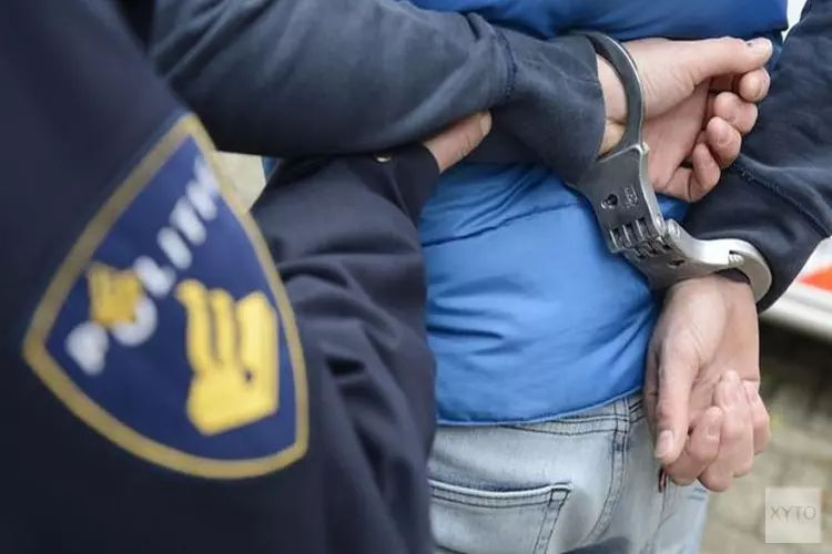 Twee personen aangehouden voor drugshandel en witwassen