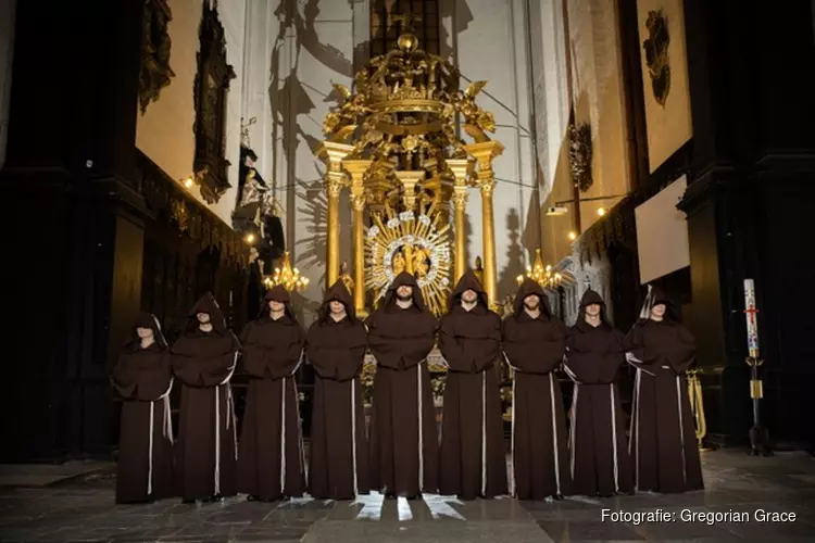 Gregorian Grace - Arte Chorale