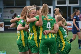 ADO Den Haag Vrouwen sluiten competitie af met ruime winst en periodetitel
