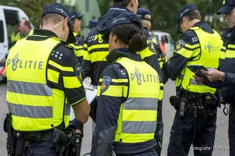 Acht actievoerders aangehouden