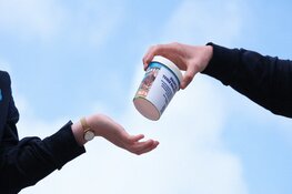 Ben & Jerry&#39;s deelt halve bakken ijs tegen halfbakken beleid uit in politiek Den Haag