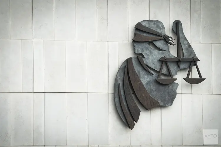 Ambtenaar burgerzaken gemeente Den Haag veroordeeld tot gevangenisstraf