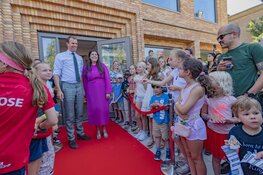 Wethouder Bredemeijer opent nieuwbouw Annie M.G. Schmidtschool in Zorgvliet