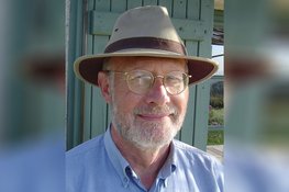 Debuutroman voor 83-jarige Sacha Bem en wát een debuut!