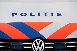 Man aangehouden voor gooien brandend voorwerp richting ambassade Israël