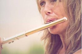 Ster-fluitiste Eline van Esch straalt op Scheveningen