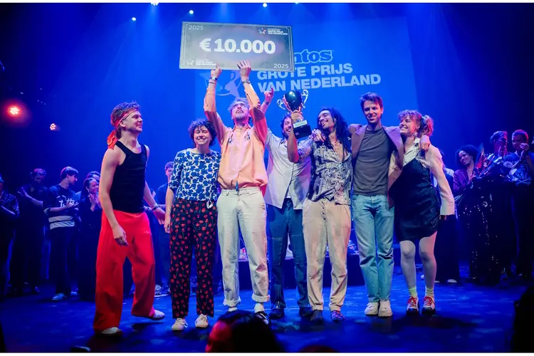Utrechtse band De Zweefclub wint Mentos Grote Prijs van Nederland
