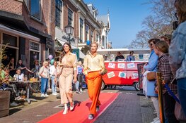 Rode loper uit in Huygenskwartier Voorburg Koopzondag vol inspiratie