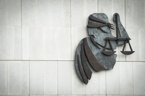 Vijf verdachten Malieveld rellen voor de rechter