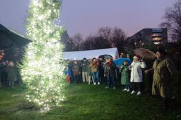 Ontsteken van de Kerstlichtjes op het Mozartpark