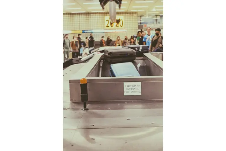 Luchthavens verwachten lange rijen in het zomerseizoen: zo voorkom je bagagestress