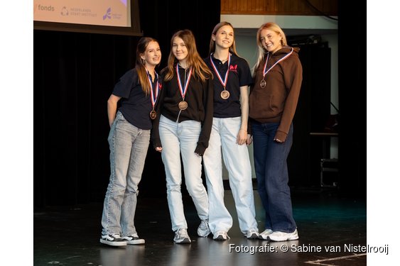 Markenhage derde op het NK Debatteren vmbo