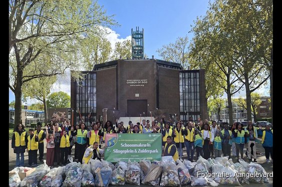 Schoonmaak van Slingeplein en Zuiderpark
