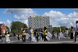 Schoonmaak van Slingeplein en Zuiderpark