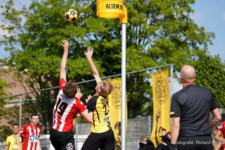Die Haghe pakt verdiende zege tegen DeetosSnel (17-15)