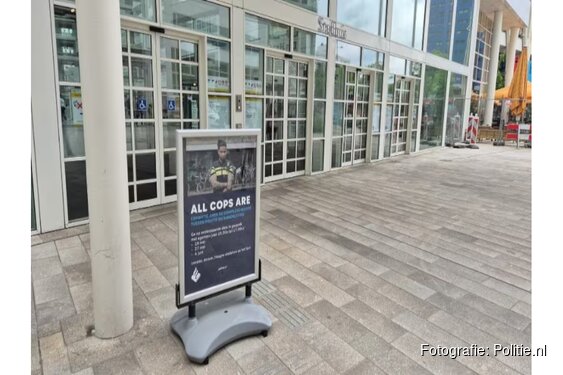 Expositie over de relatie tussen politie en samenleving