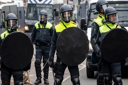 ME- ingezet na afloop van voetbalwedstrijd Canada - Marokko