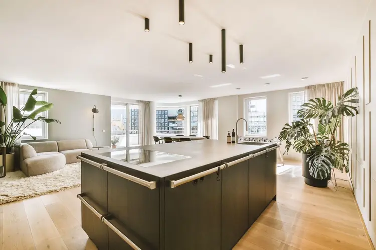 Van oude Haagse bovenwoning naar een ruime leefkeuken