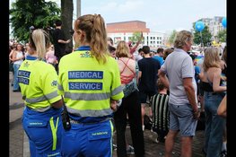 Als straten vol staan: hoe bereikt een ambulance toch een patiënt?